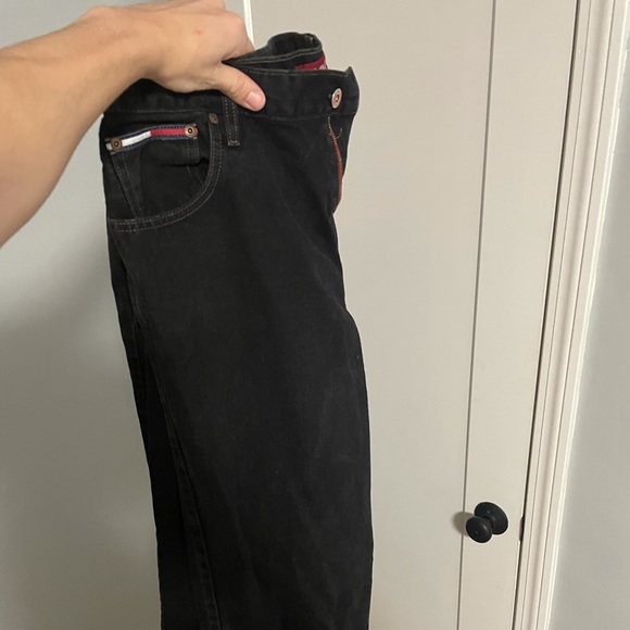 Men’s vintage Tommy Hilfiger black jeans. - Picture 3 of 3
